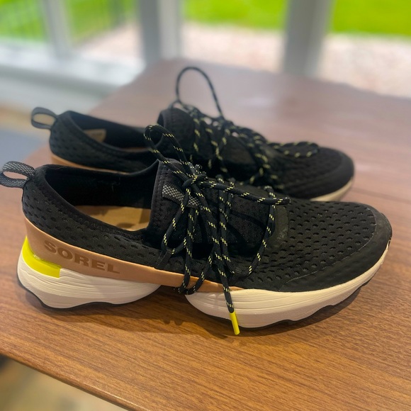 Sorel Women's Kinetic Impact Strap Sneaker - Picture 4 of 4